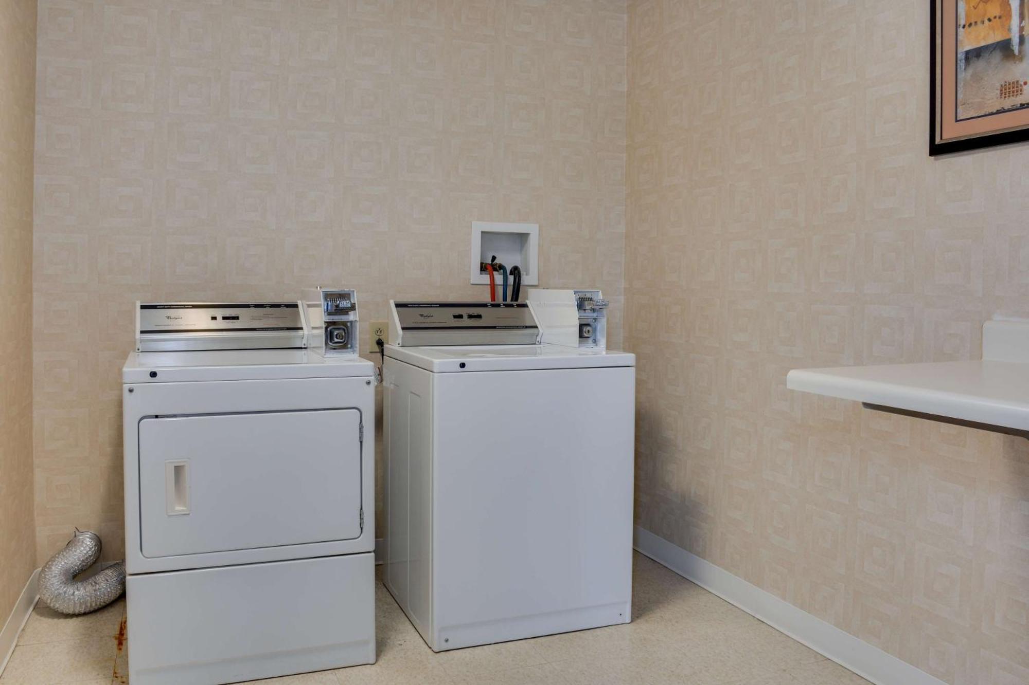Hampton Inn Atlanta-Fairburn Bagian luar foto